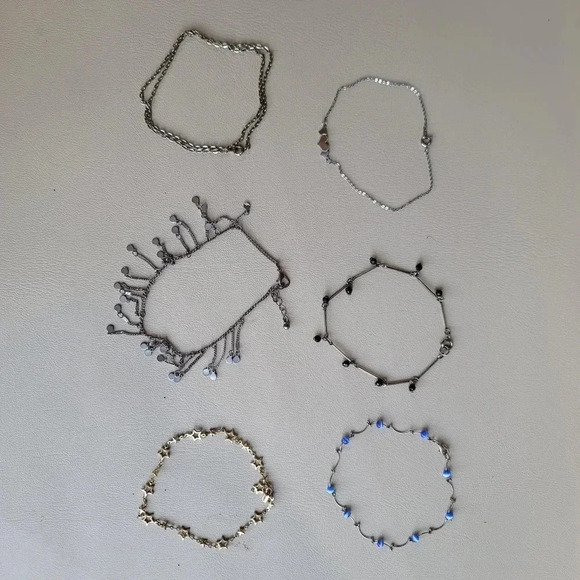 Lot Of 6 Variety Of Silvertone Bracelets Chain Beaded Blue Stars Hearts - Picture 1 of 7